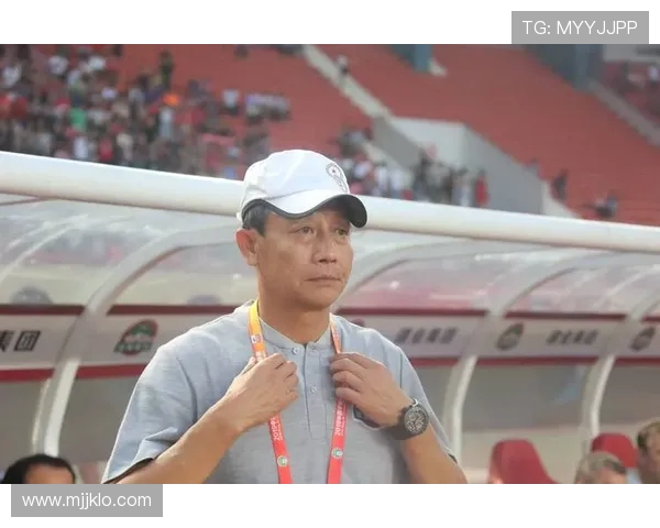 李铁曾效力过几支英超球队及职业生涯回顾